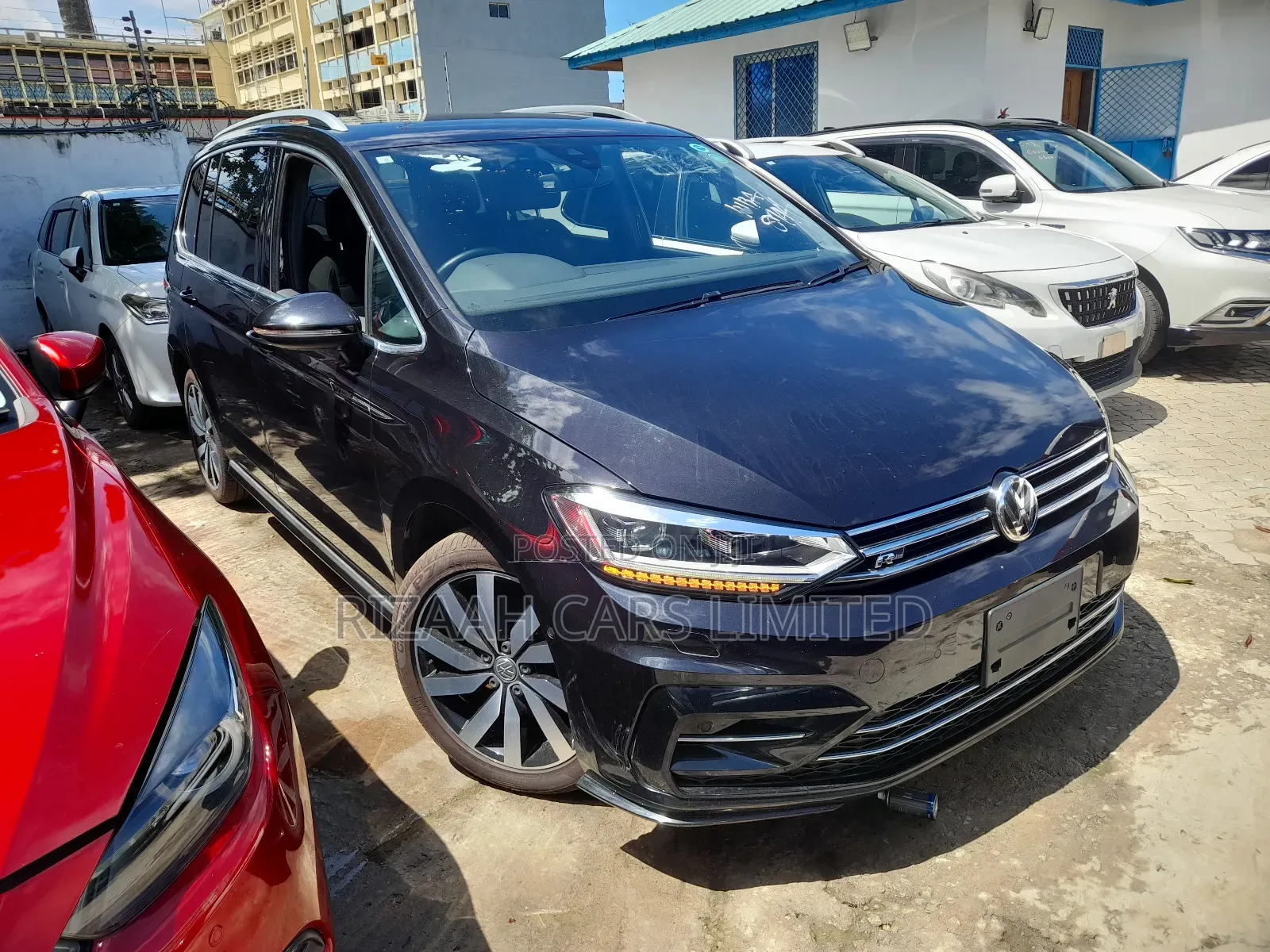 Volkswagen Touran 2019 Black