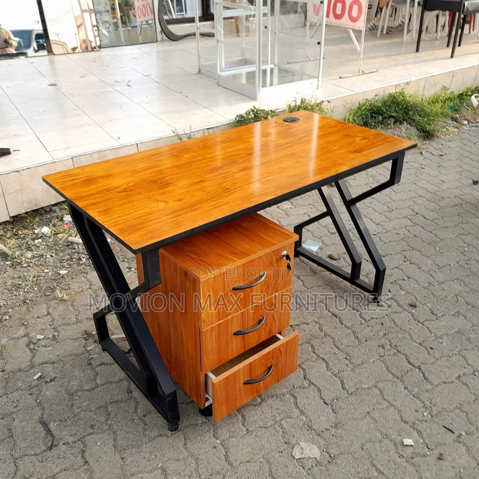 Premium Steel Manager Desk