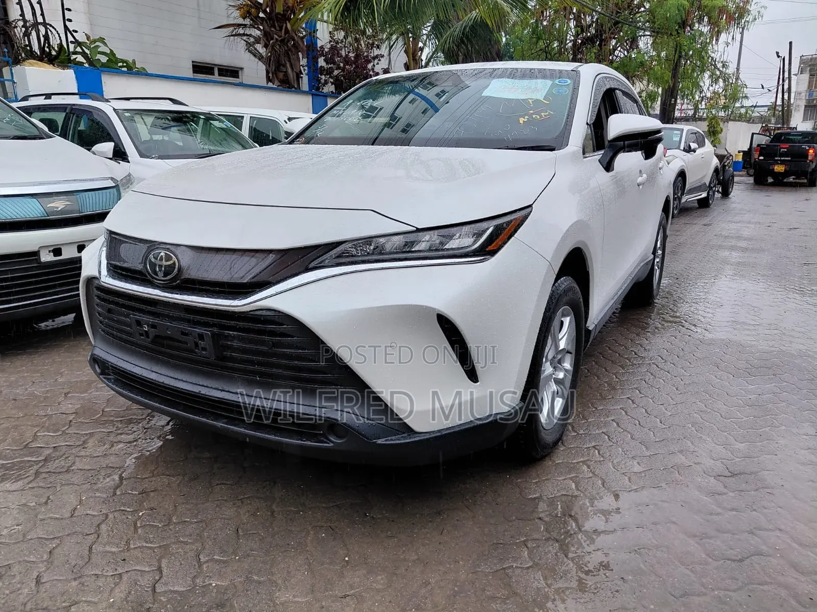 Toyota Harrier 2.0 2020 White