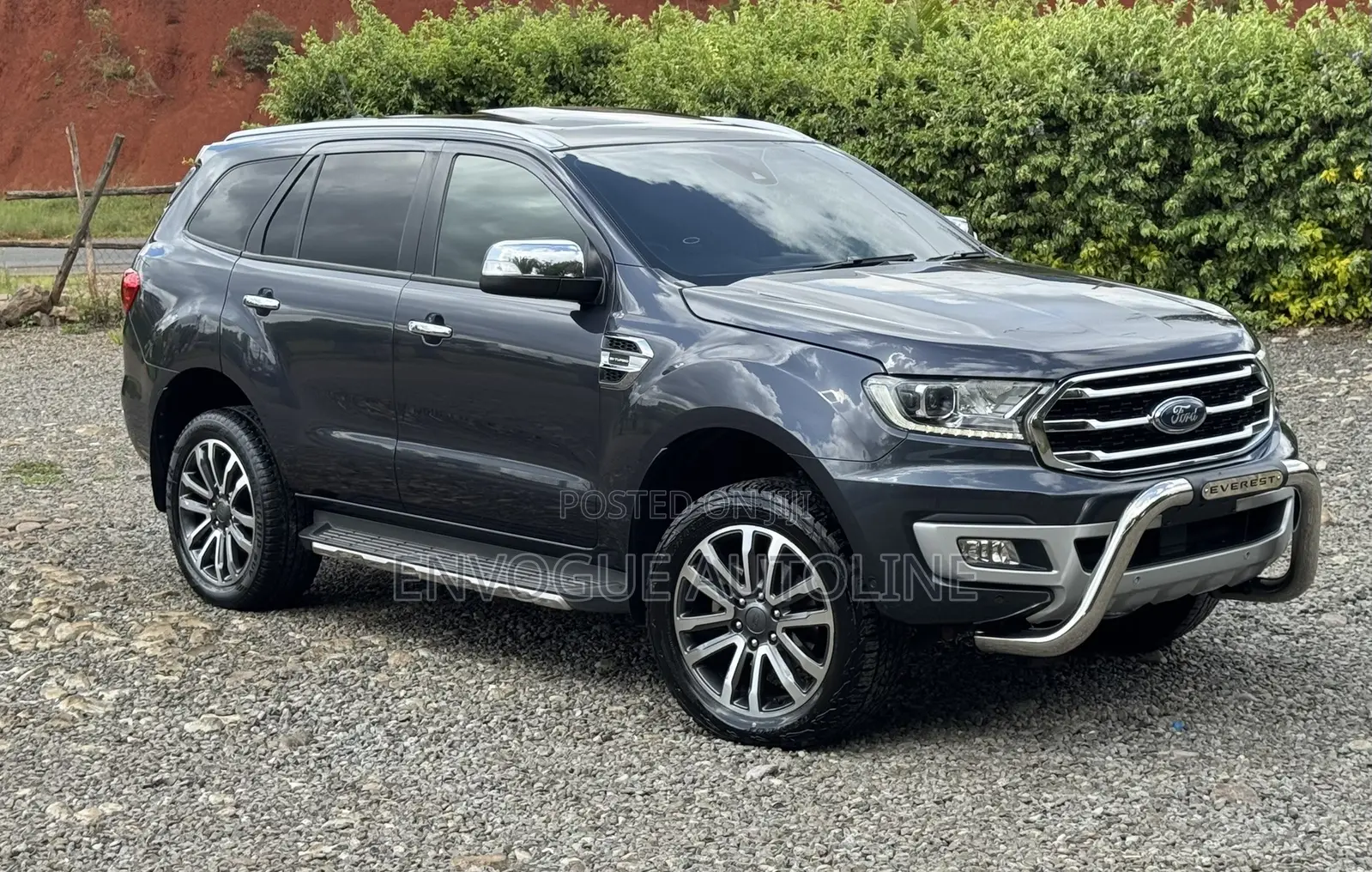 Ford Everest 2020 Gray