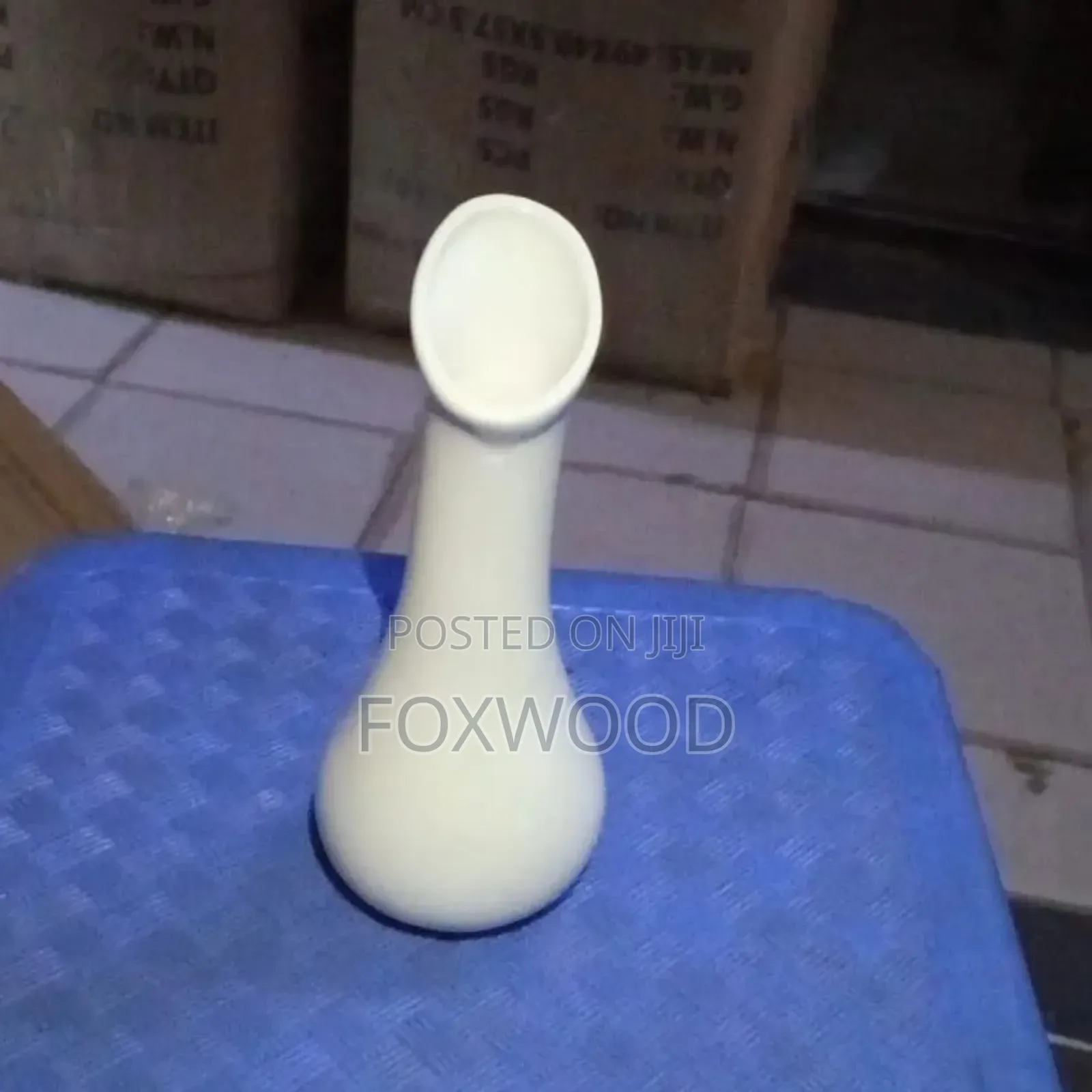 Ceramic Nose Flower Vase Small 18cm