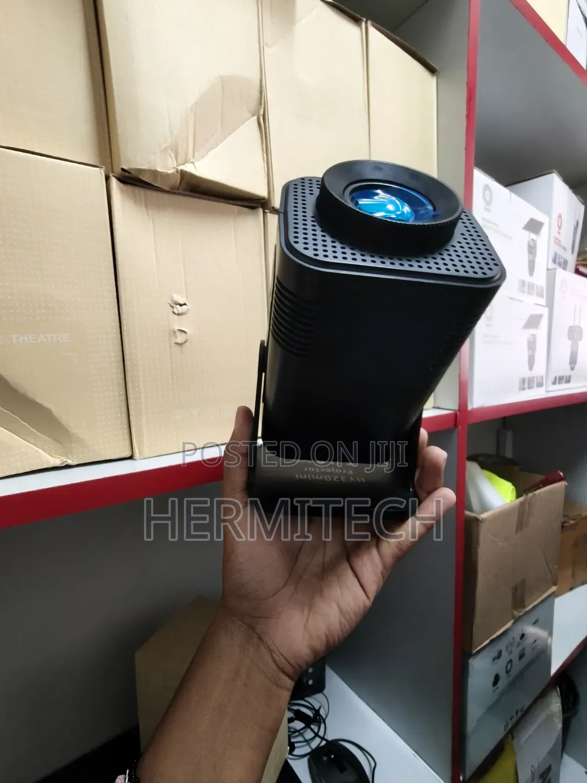 Portable Wireless Mini Hy320 Projector Display Size 150 Inches