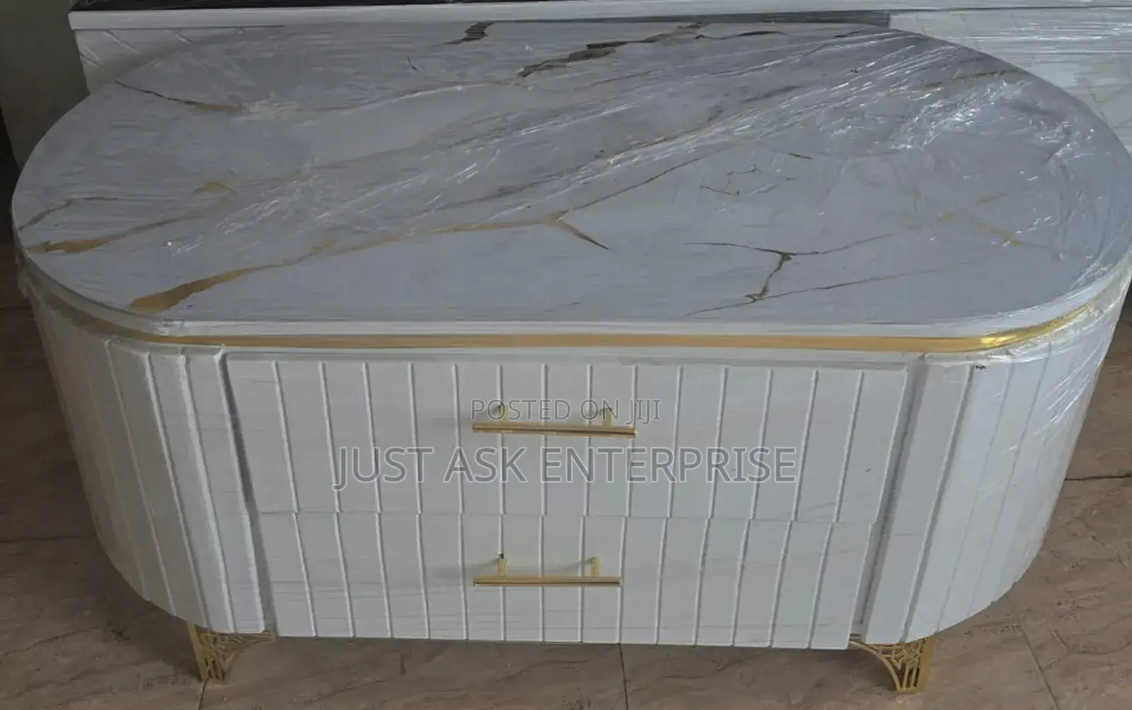 Executive Coffee Table With Glass/Marble Topping