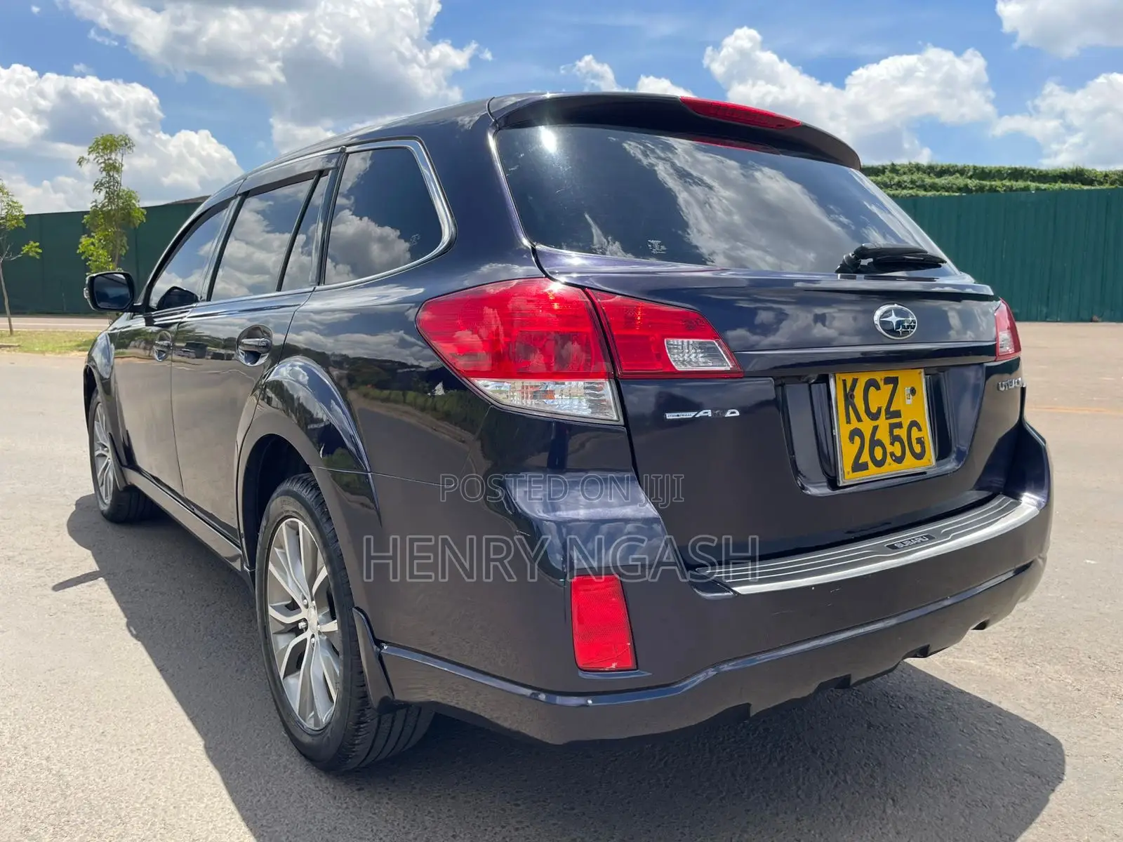 Subaru Outback 2013 Black