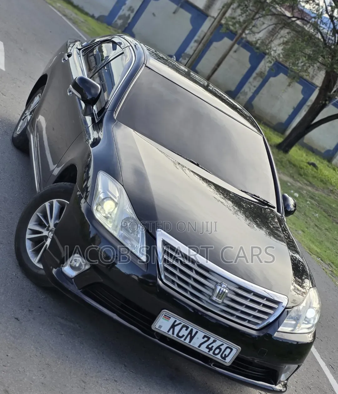Toyota Crown 2012 Black