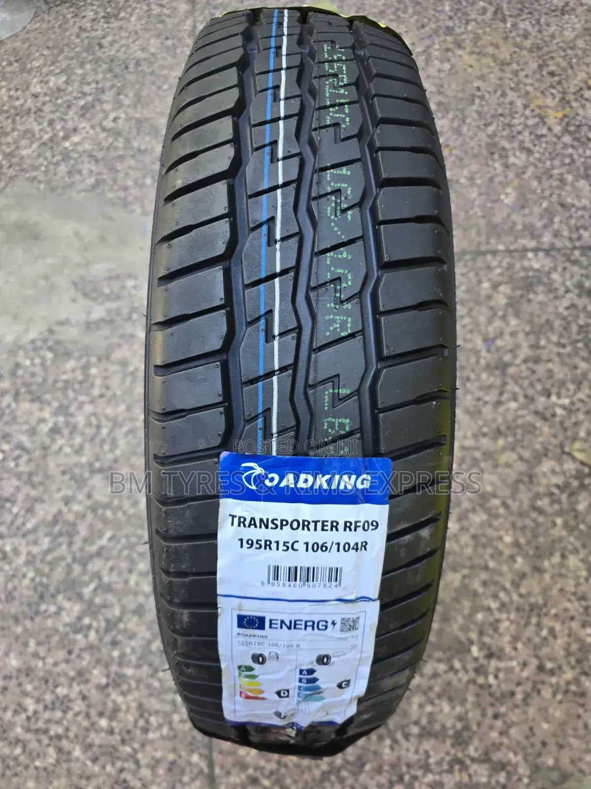 195 R15 Roadking Tyres (Commercial)