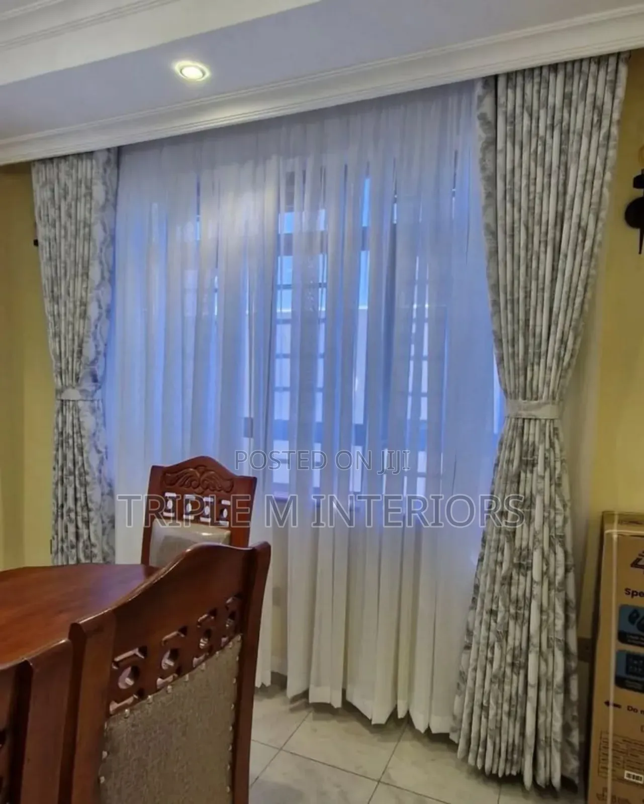 Classic Elegance for Formal Dining Rooms