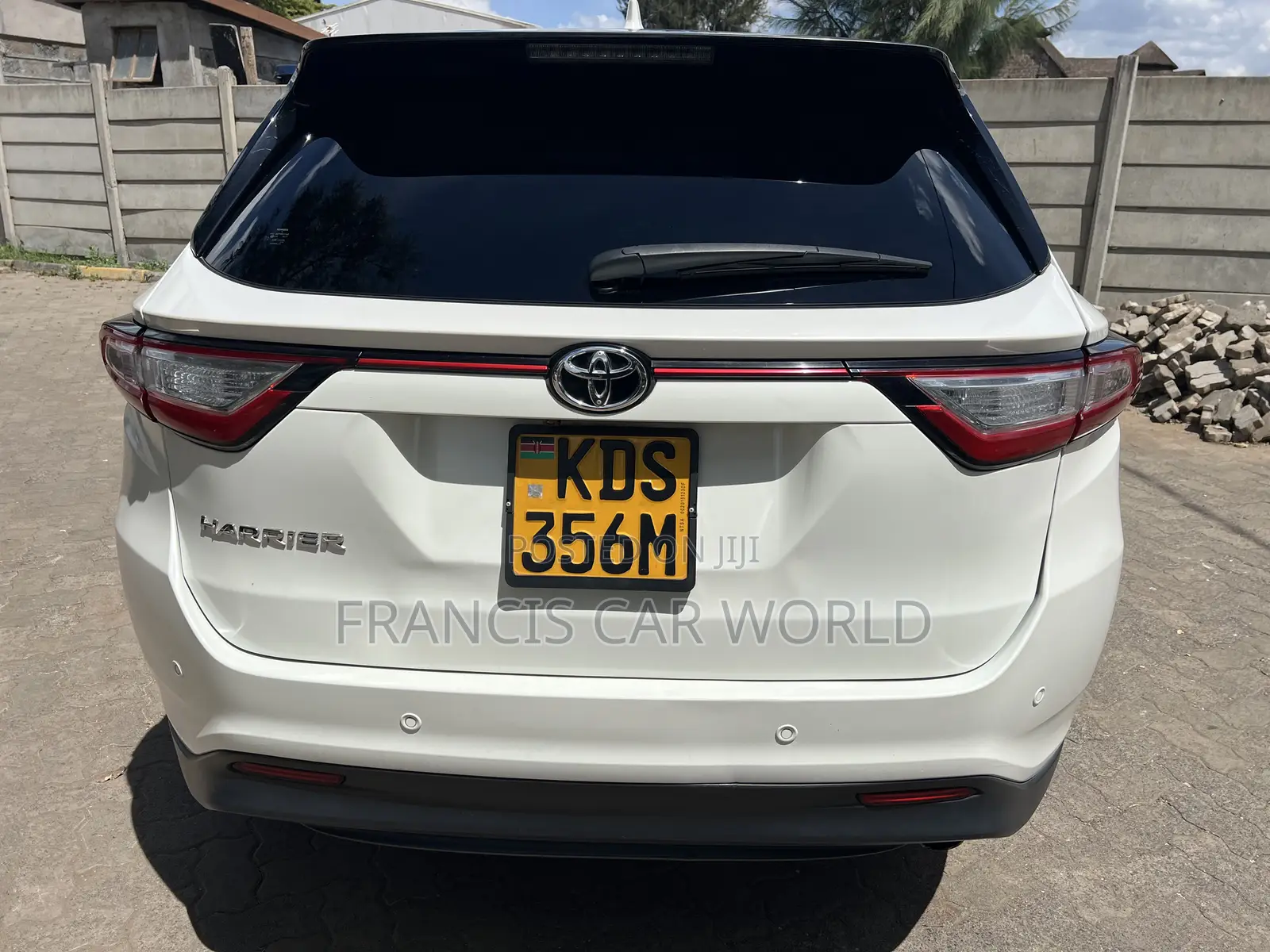 Toyota Harrier 2018 Off white