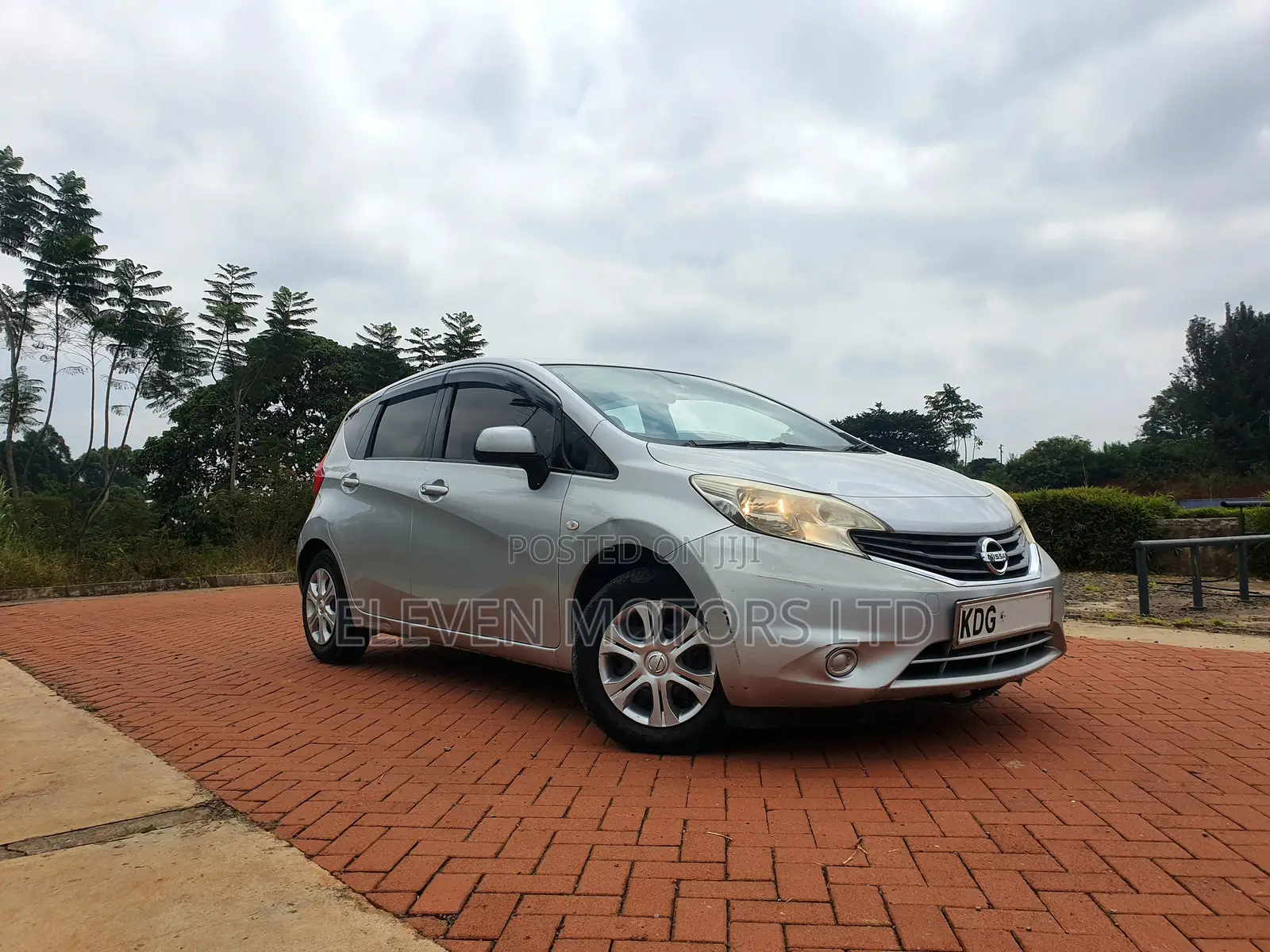 Nissan Note 1.2 Petrol 2012 Gray