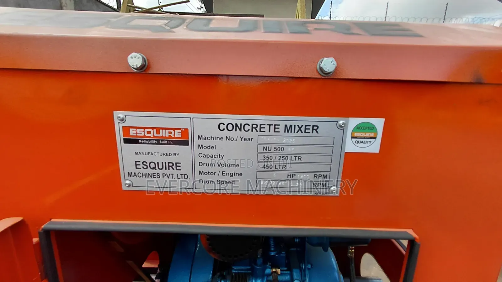 Esquire 500l Diesel Concrete Mixing Machine.