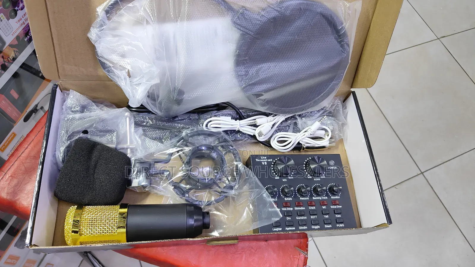 Professional Bm-800 Condenser Microphone Bundle With V8 Livesound Card