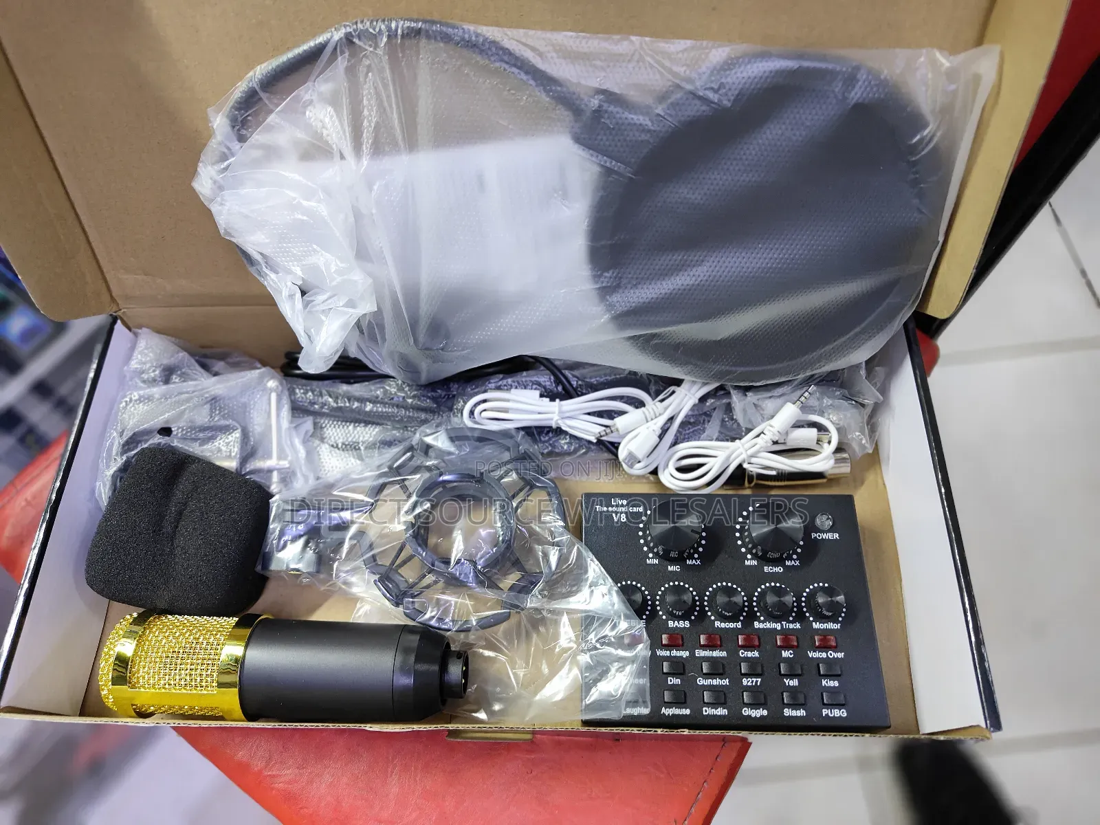 Professional Bm-800 Condenser Microphone Bundle With V8 Livesound Card