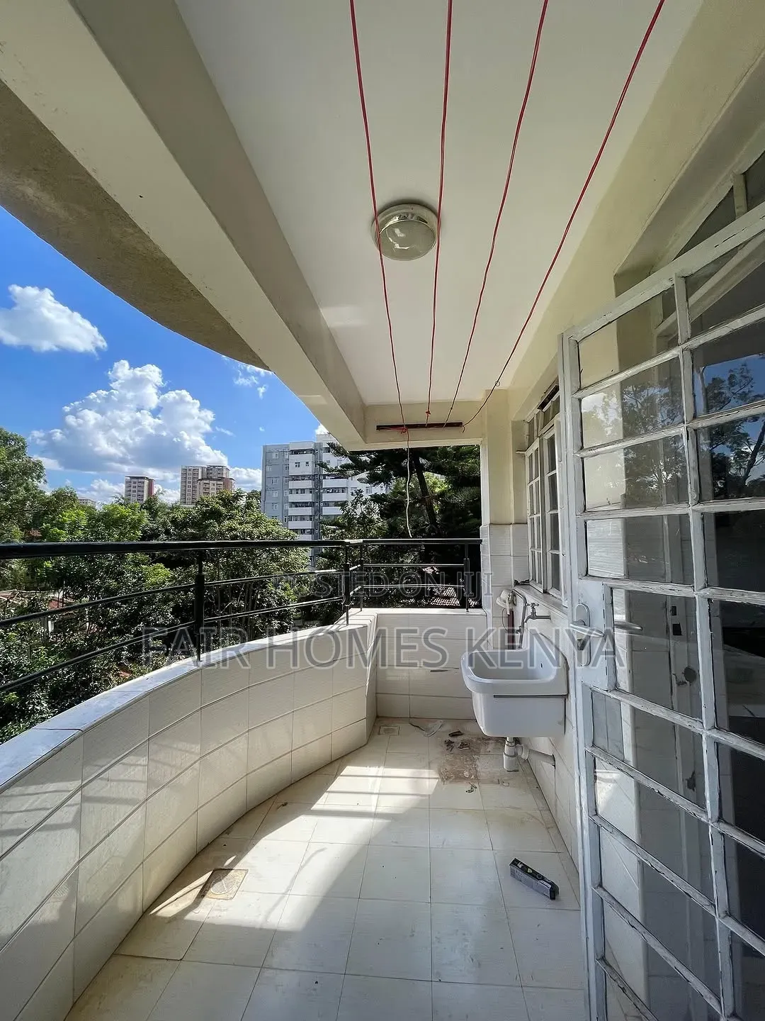 3bdrm Apartment in Hatheru Road, Maziwa for rent