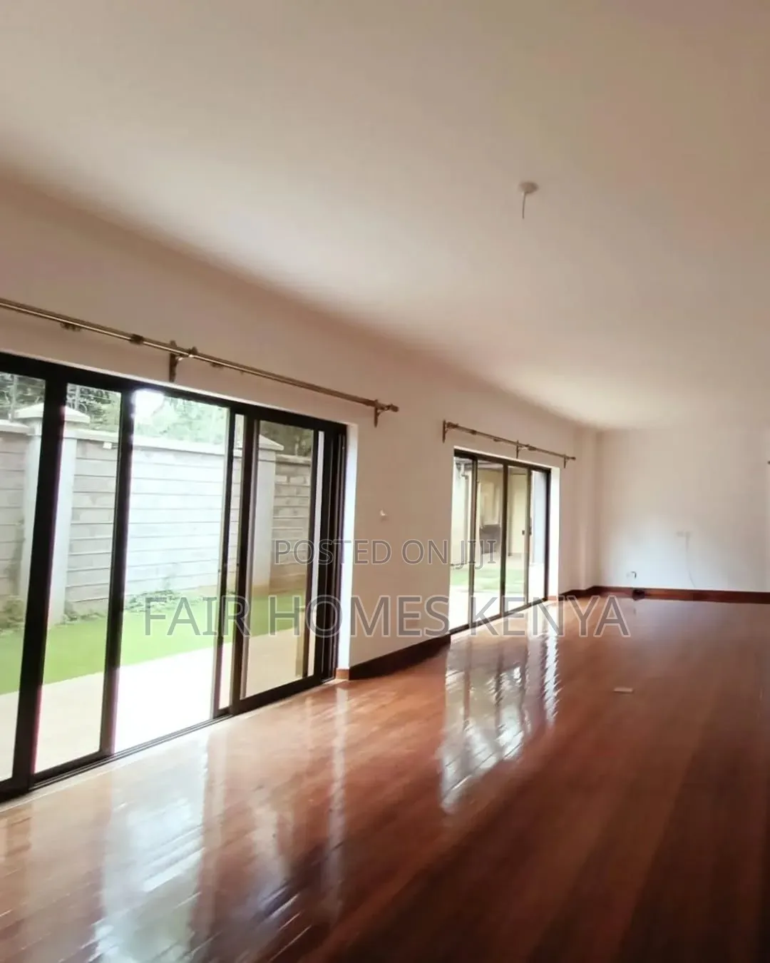 4bdrm Townhouse / Terrace in Kaputei Gardens, Valley Arcade for rent
