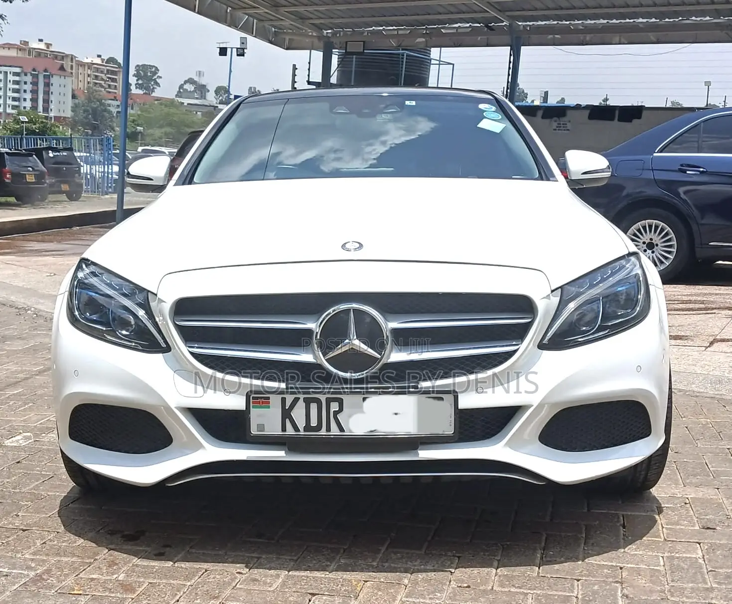 Mercedes-Benz C350 C350e Hybrid RWD 2017 White