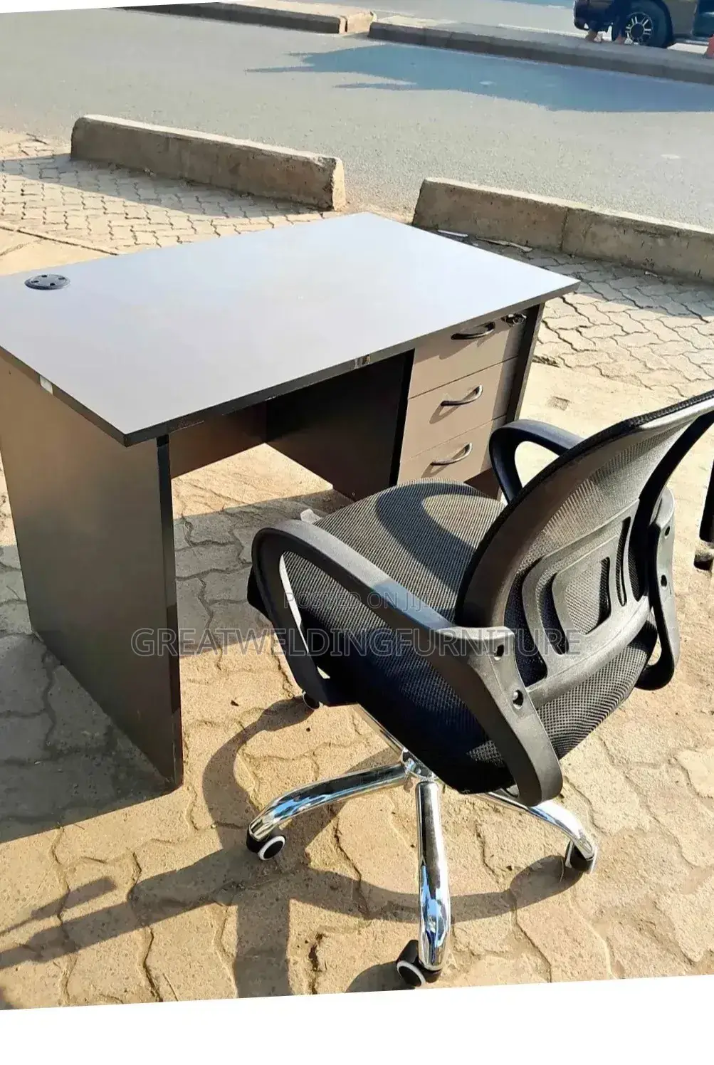 Office Chair and Home Desk *"£