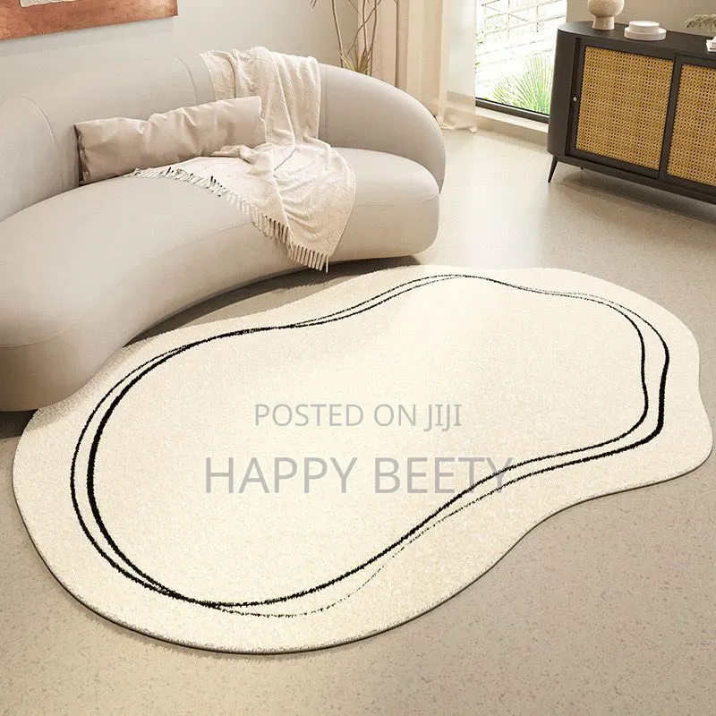 *Irregular Pattern Area Rug