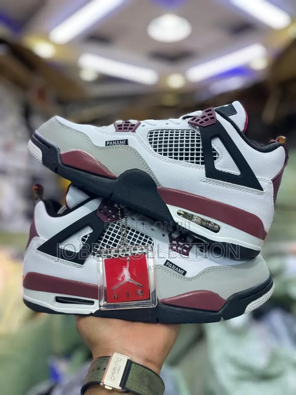 Air Jordan 4 Retro Sneakers