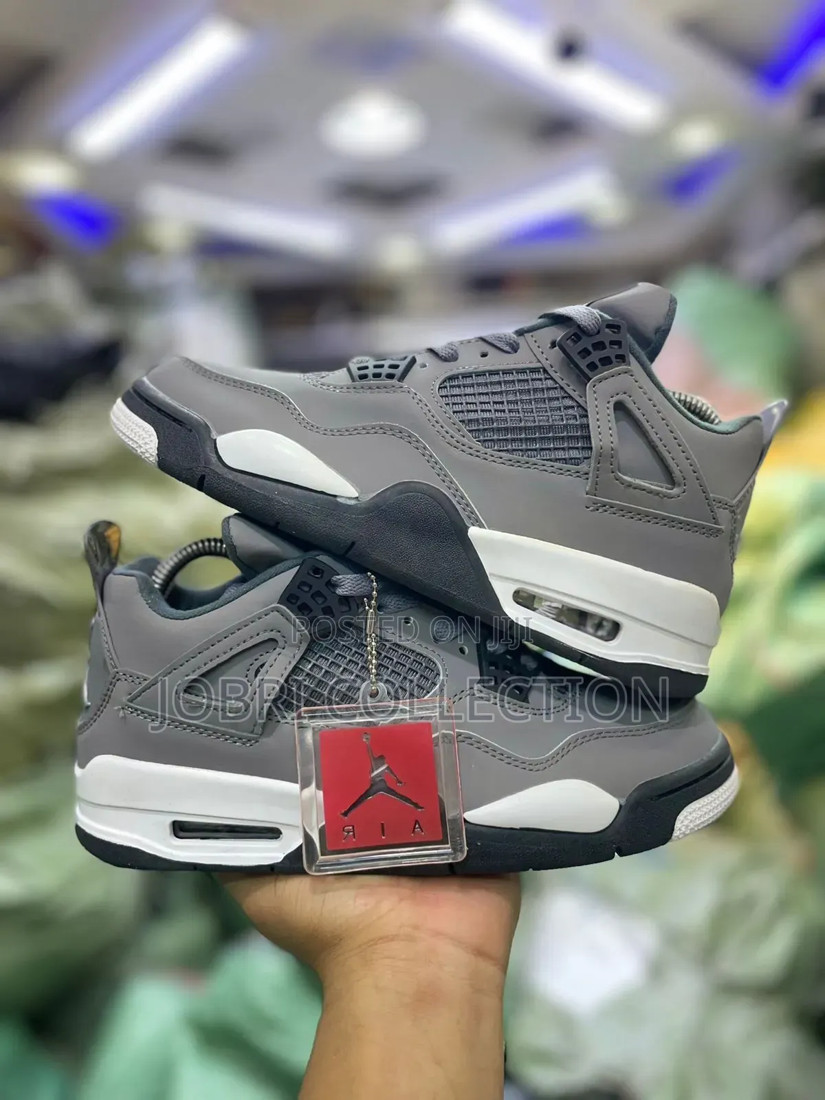 Air Jordan 4 Retro Sneakers