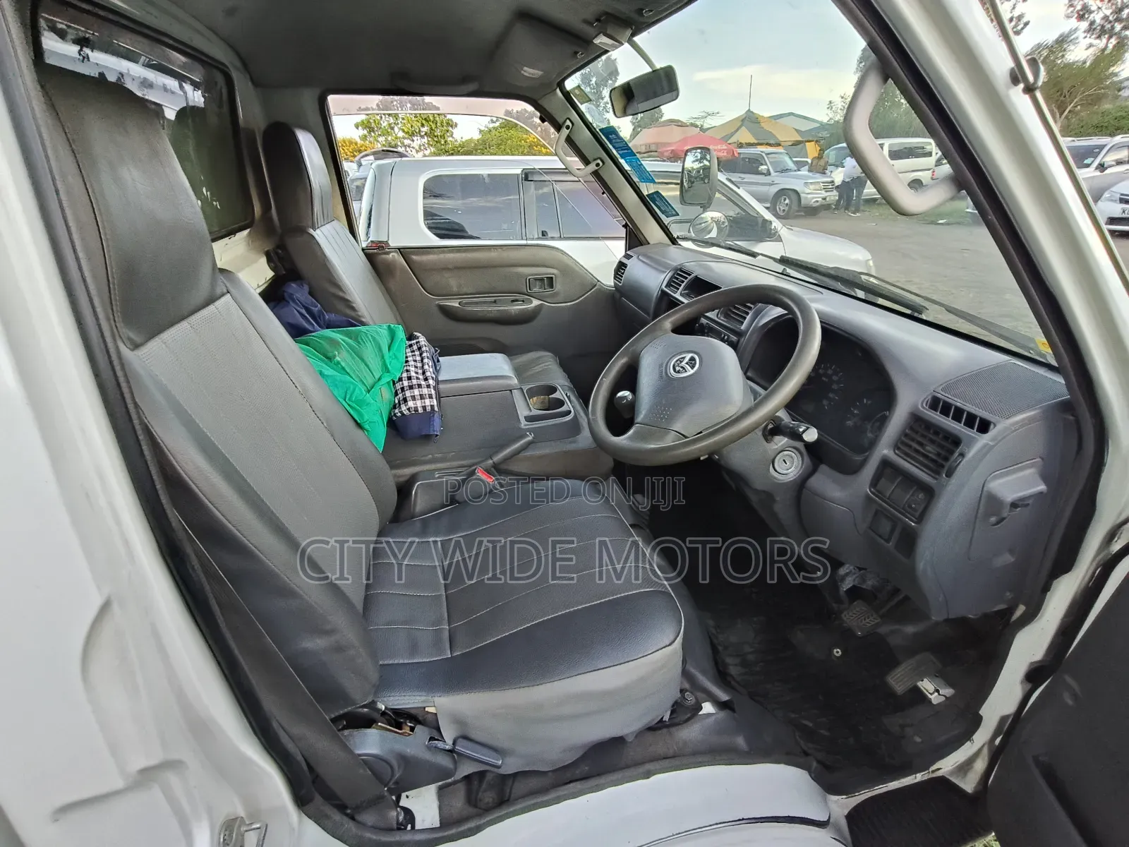 Mazda Bongo 2011