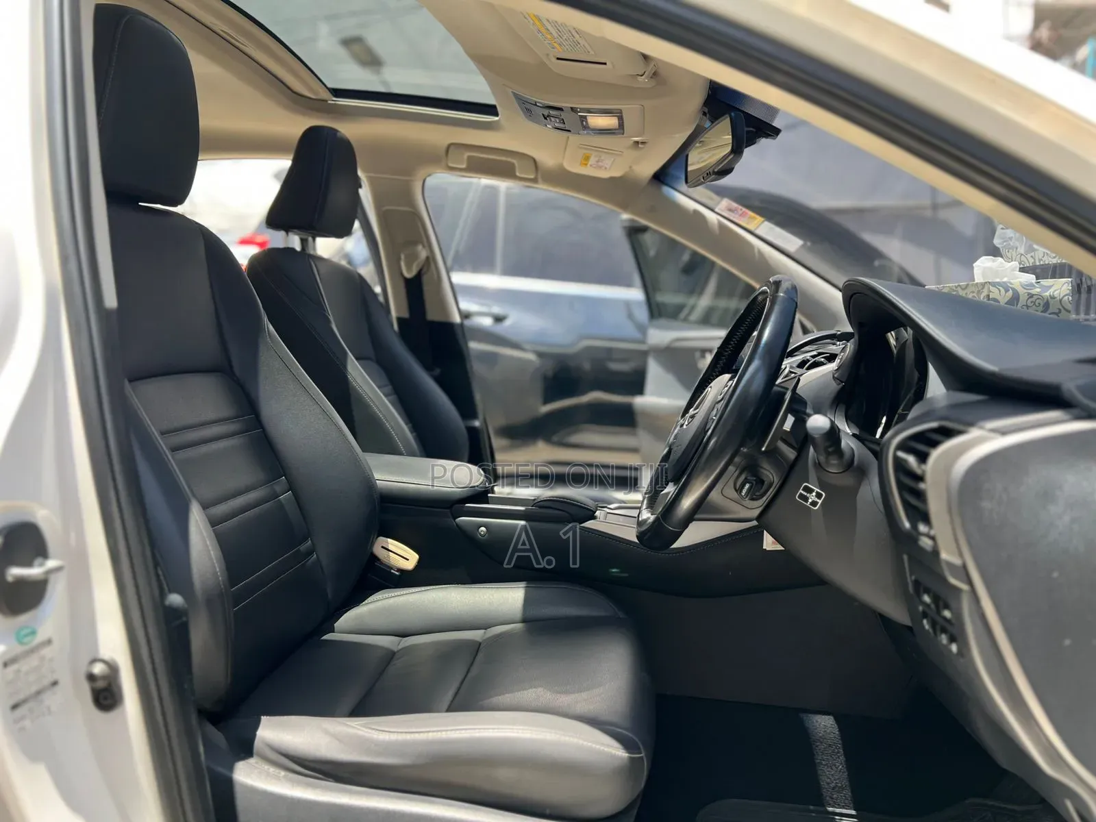Lexus NX 300 FWD 2018 White
