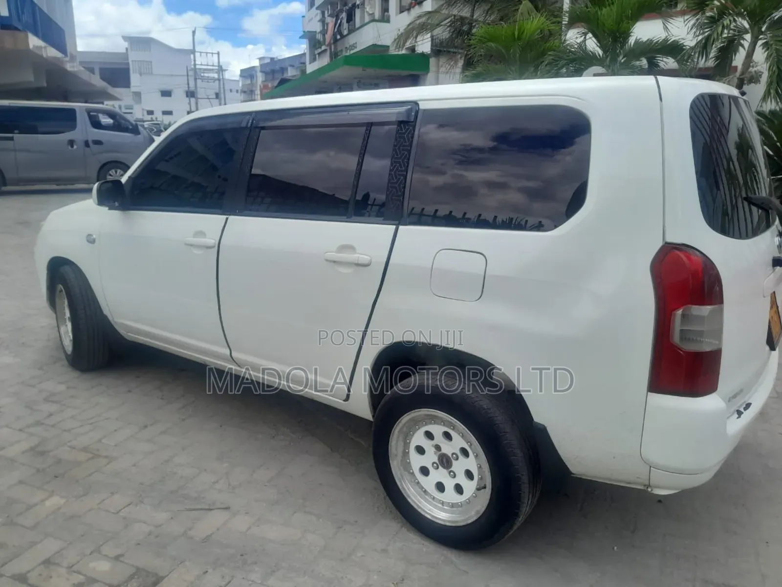 Toyota Succeed 2015 Pearl