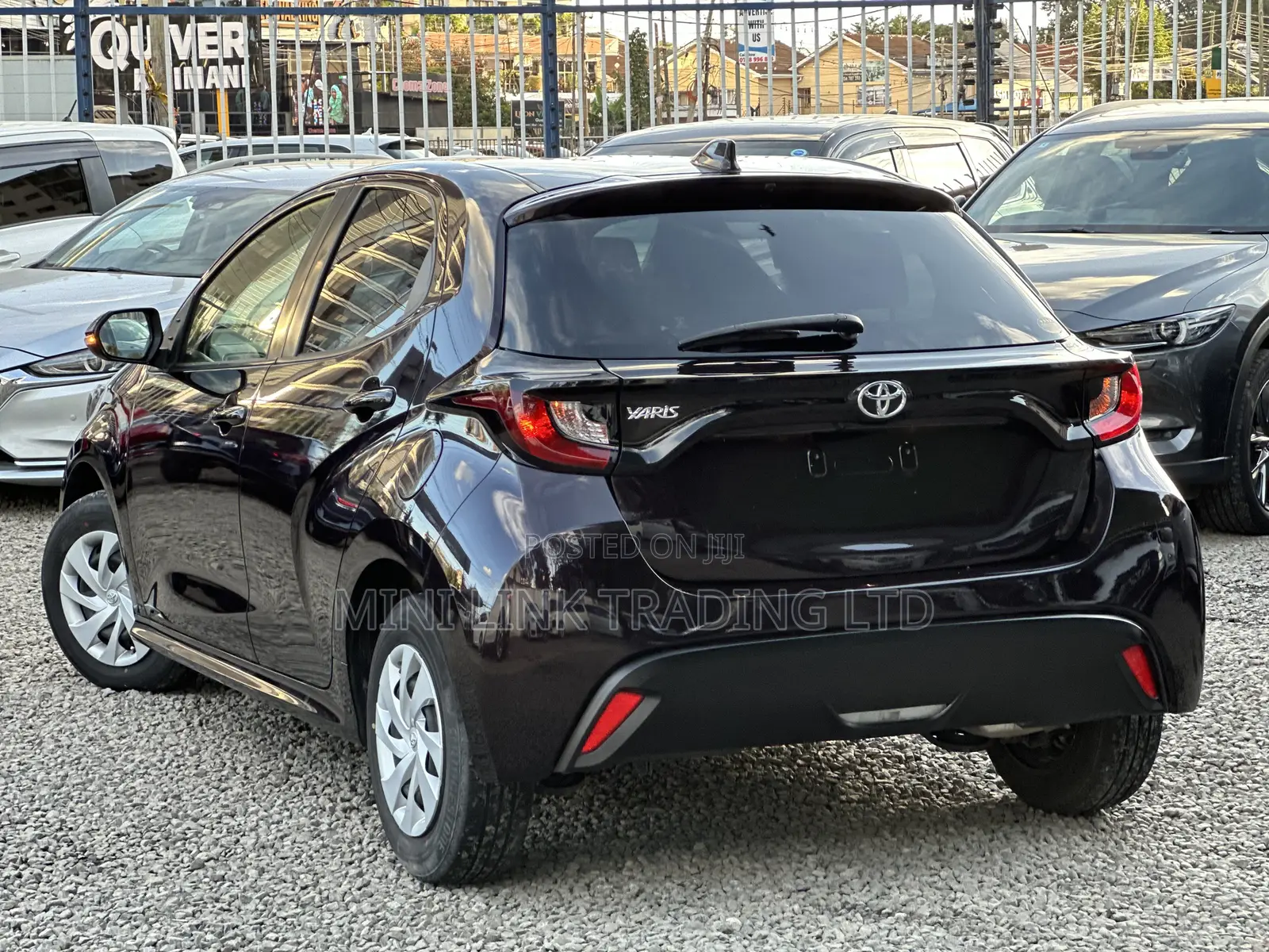 Toyota Yaris 1.5 Sedan LE 2020 Purple