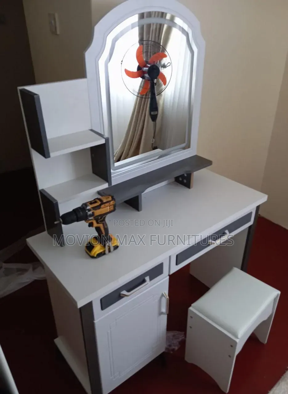 Mirror White Dressing Table