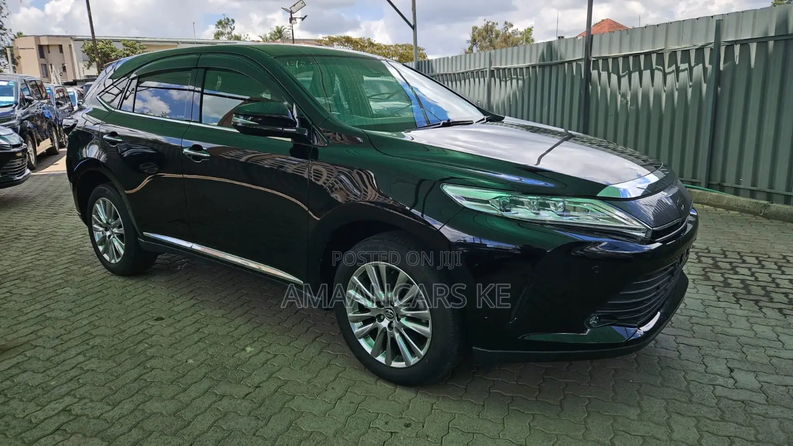 Toyota Harrier 2.0 2019 Black