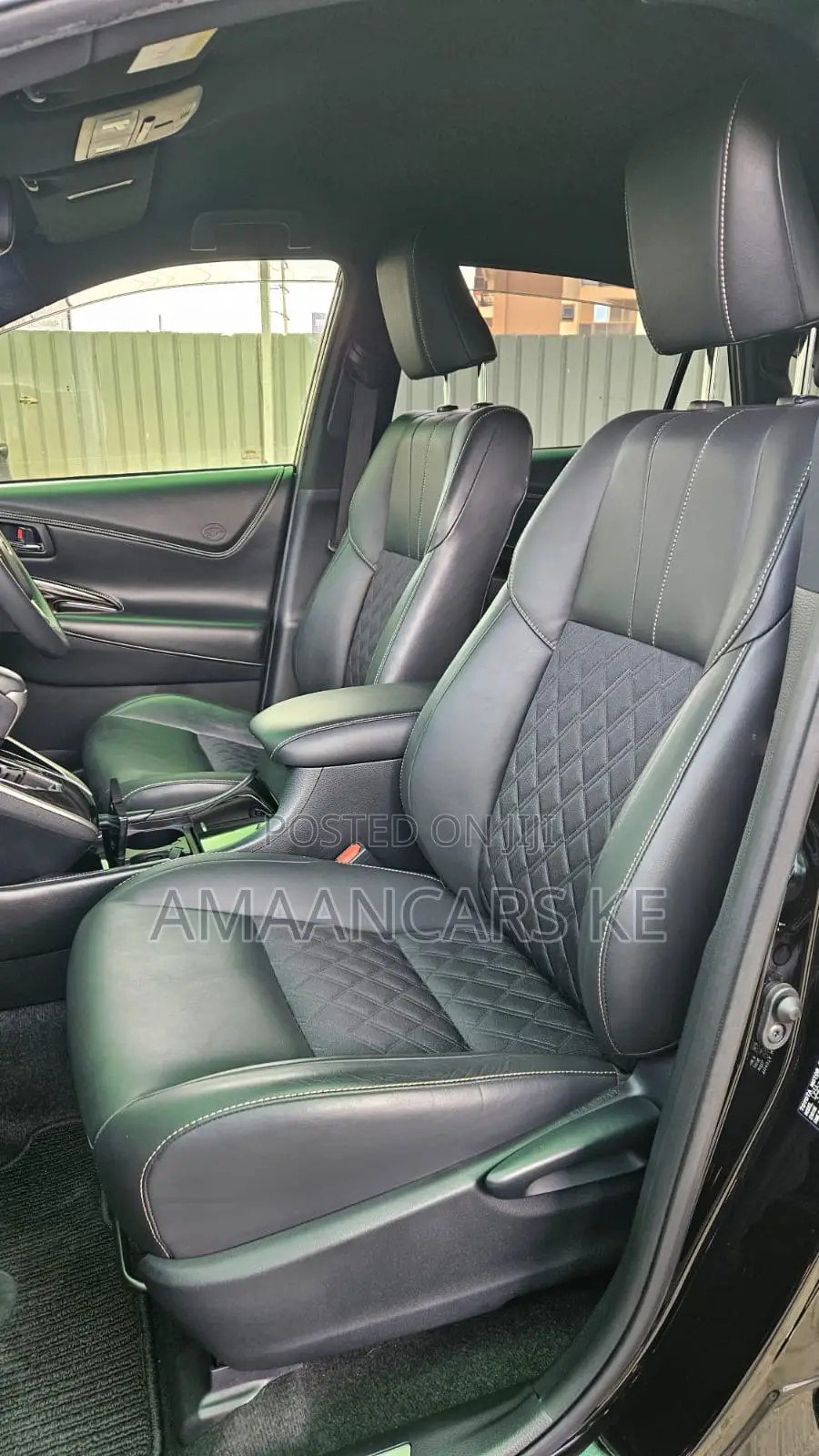 Toyota Harrier 2.0 2019 Black