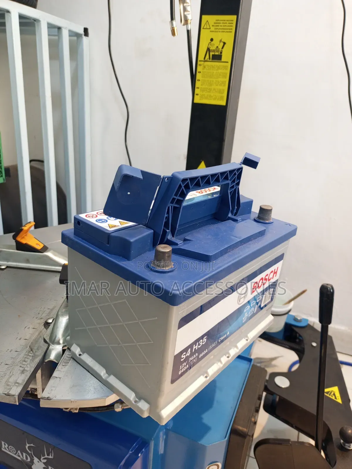 Din74 Bosch Car Battery Kenya | Original Reliable Power