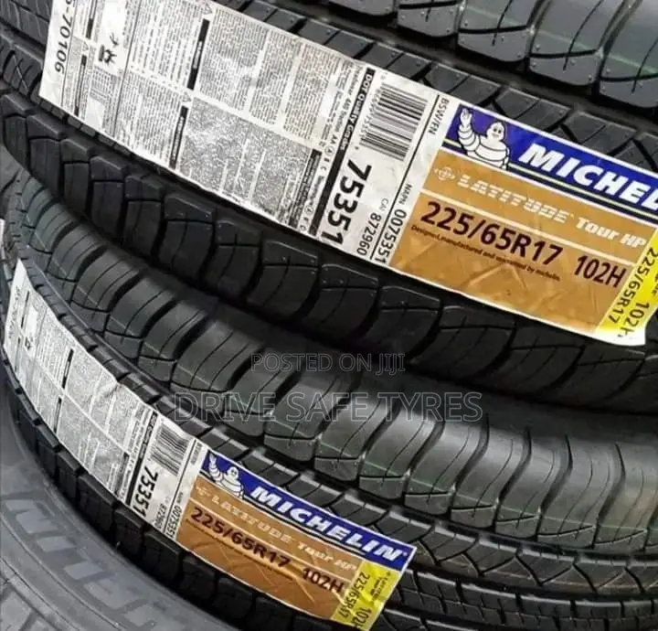 225/65 R17 Michelin Tyre