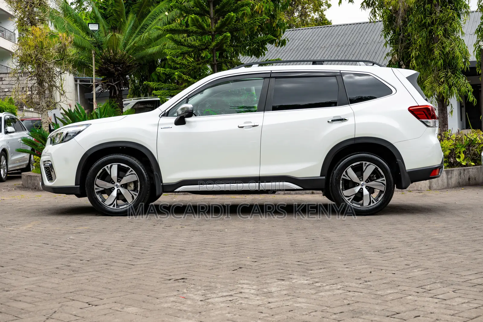 Subaru Forester 2018 White