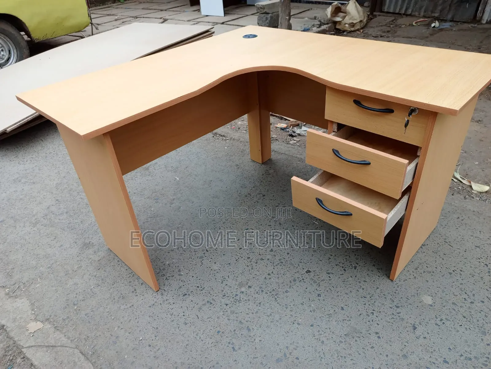 1.2m Curved Office Desk