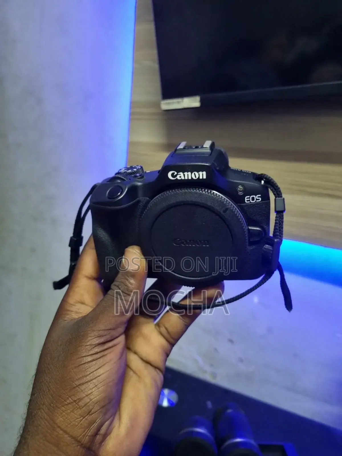 Canon Eos R100 Mirrorless Camera With 18-45mm and 55-210mm Lenses
