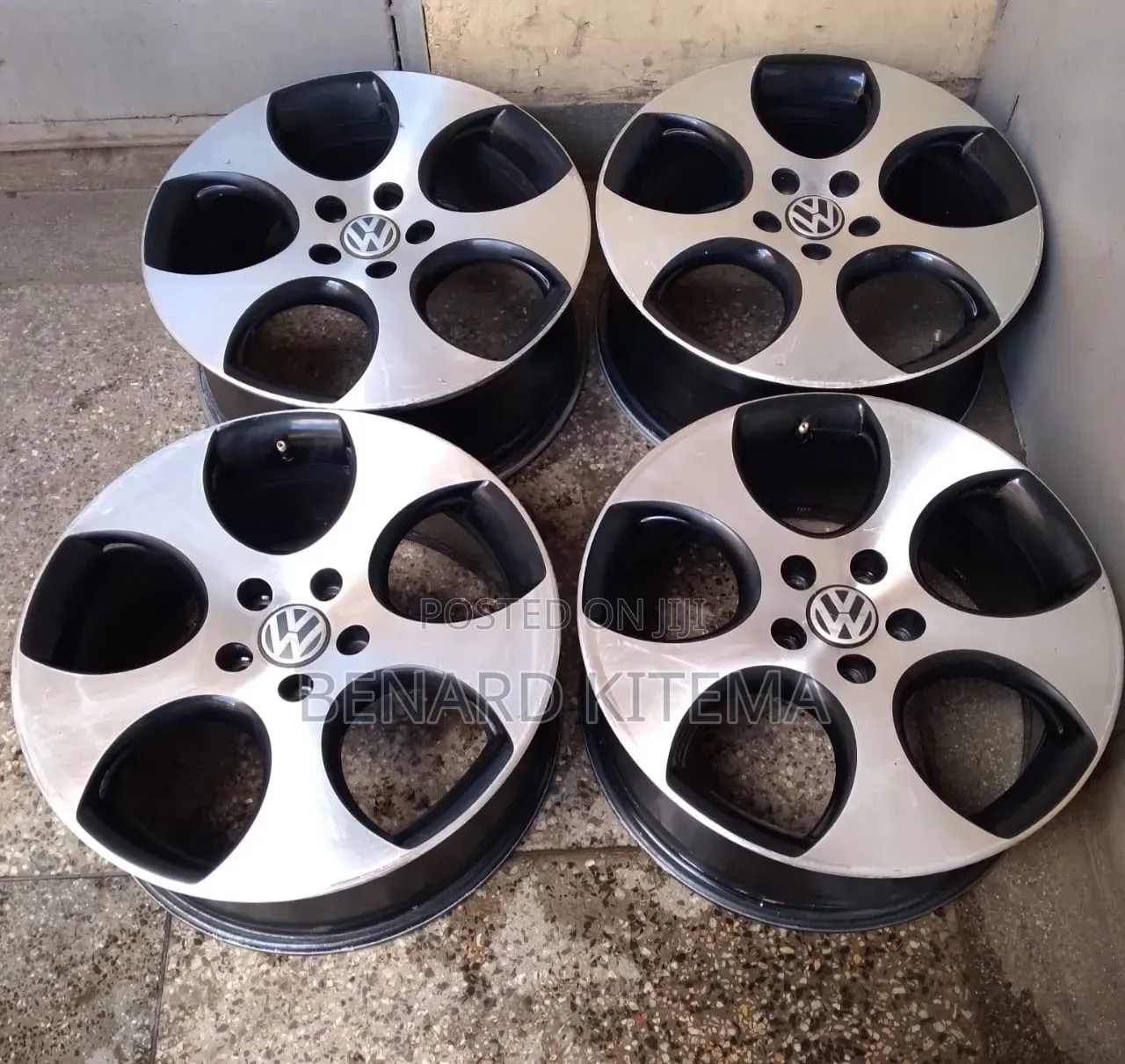 Monza Rims Size 17" Suited to Vw Golf Tsi and Gdi as Well.