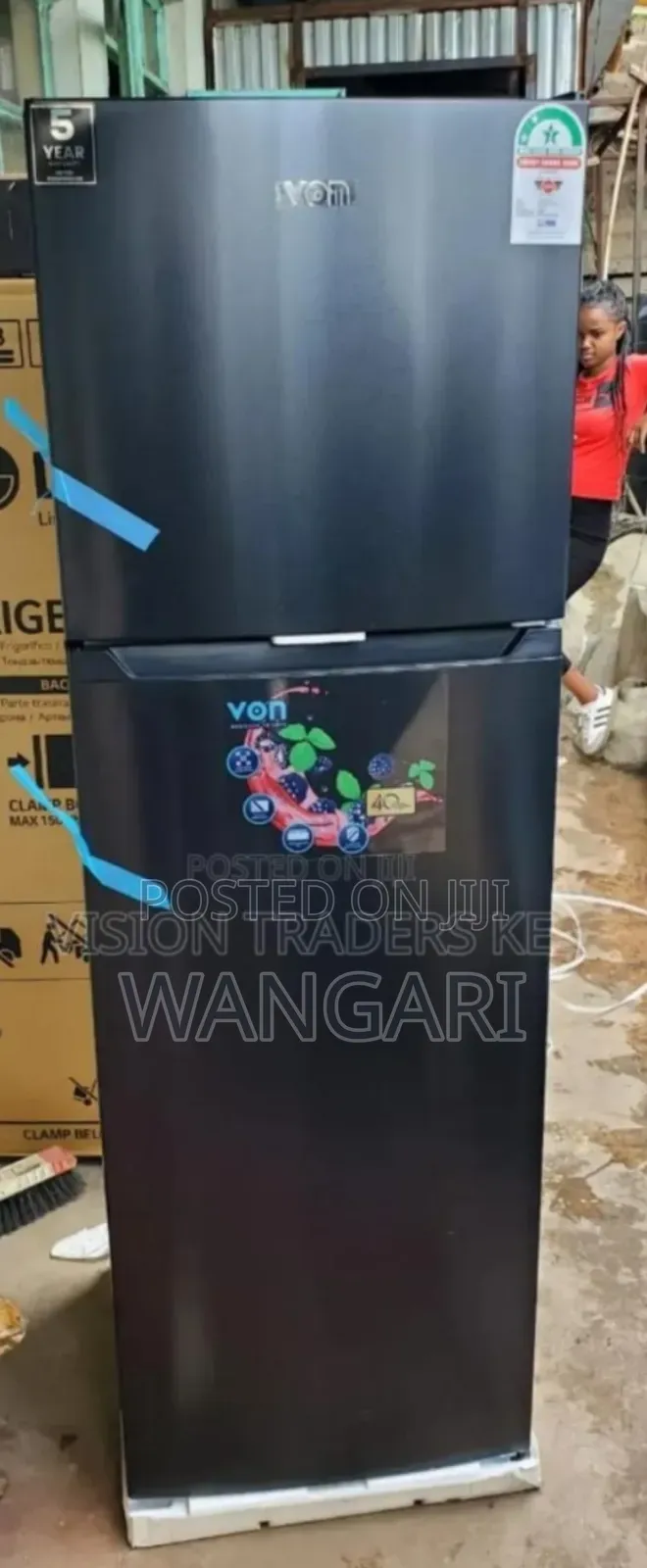 Colour Black No Frost Von 182l Fridge