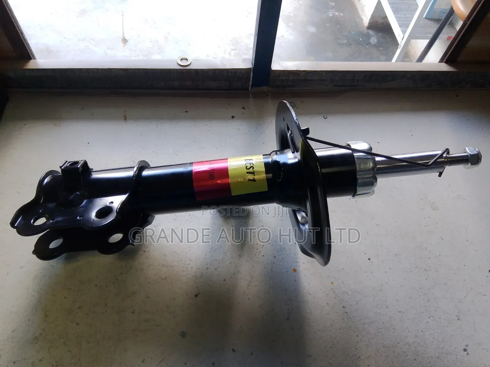 Front Shock Absorbers Left Hand Kia Cerato 2013 (Best1 Brand)