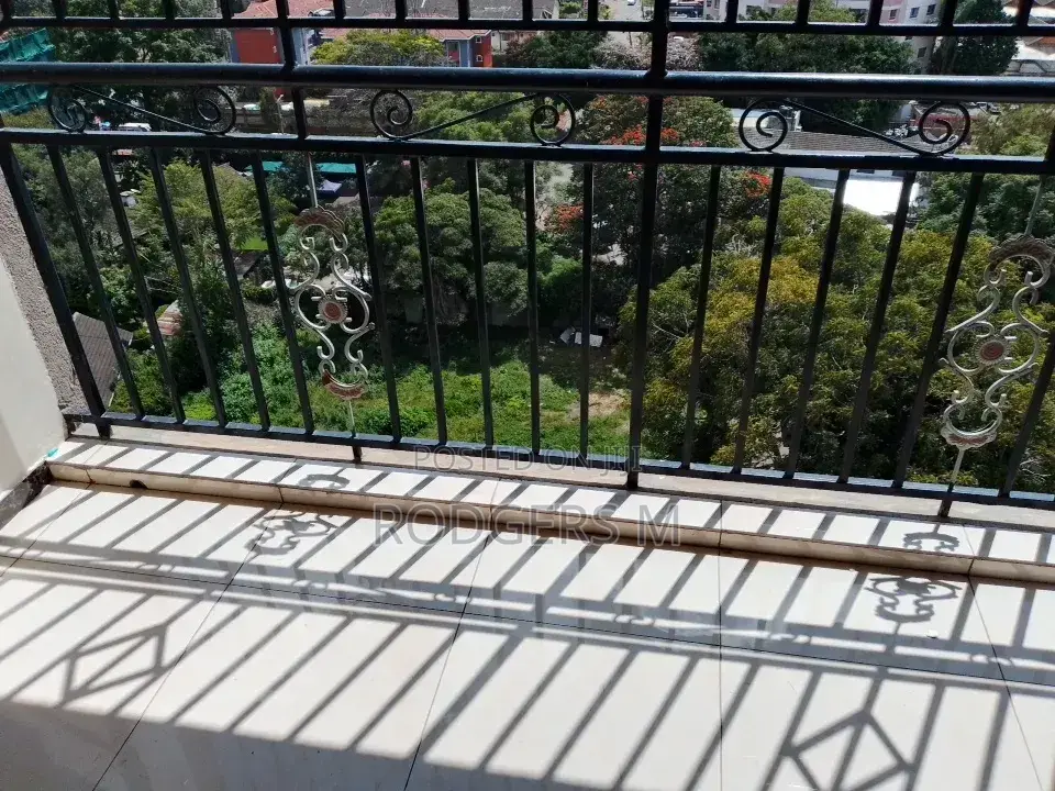 3bdrm Apartment in Valley Arcade for rent