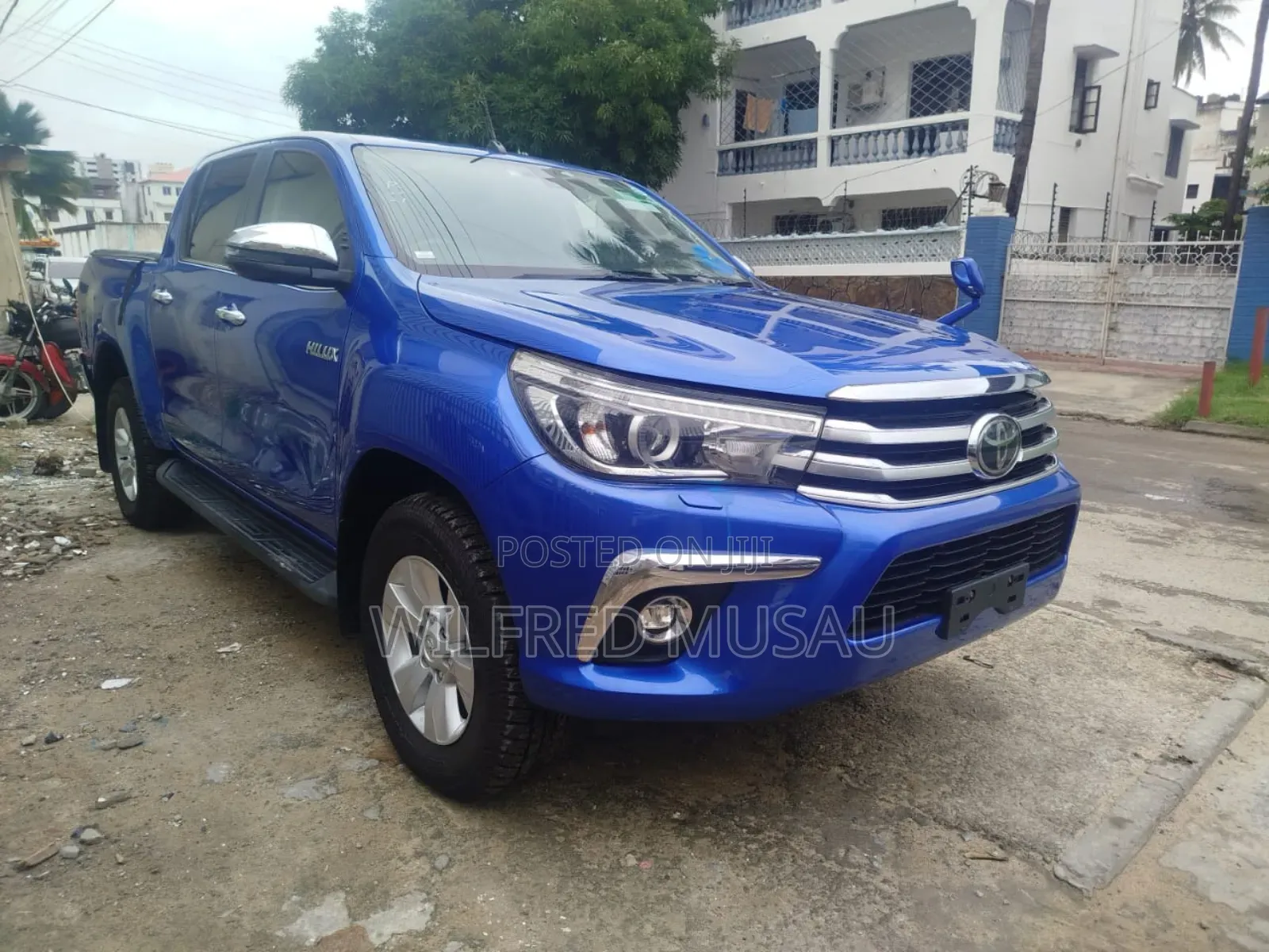 Toyota Hilux 2018 Blue