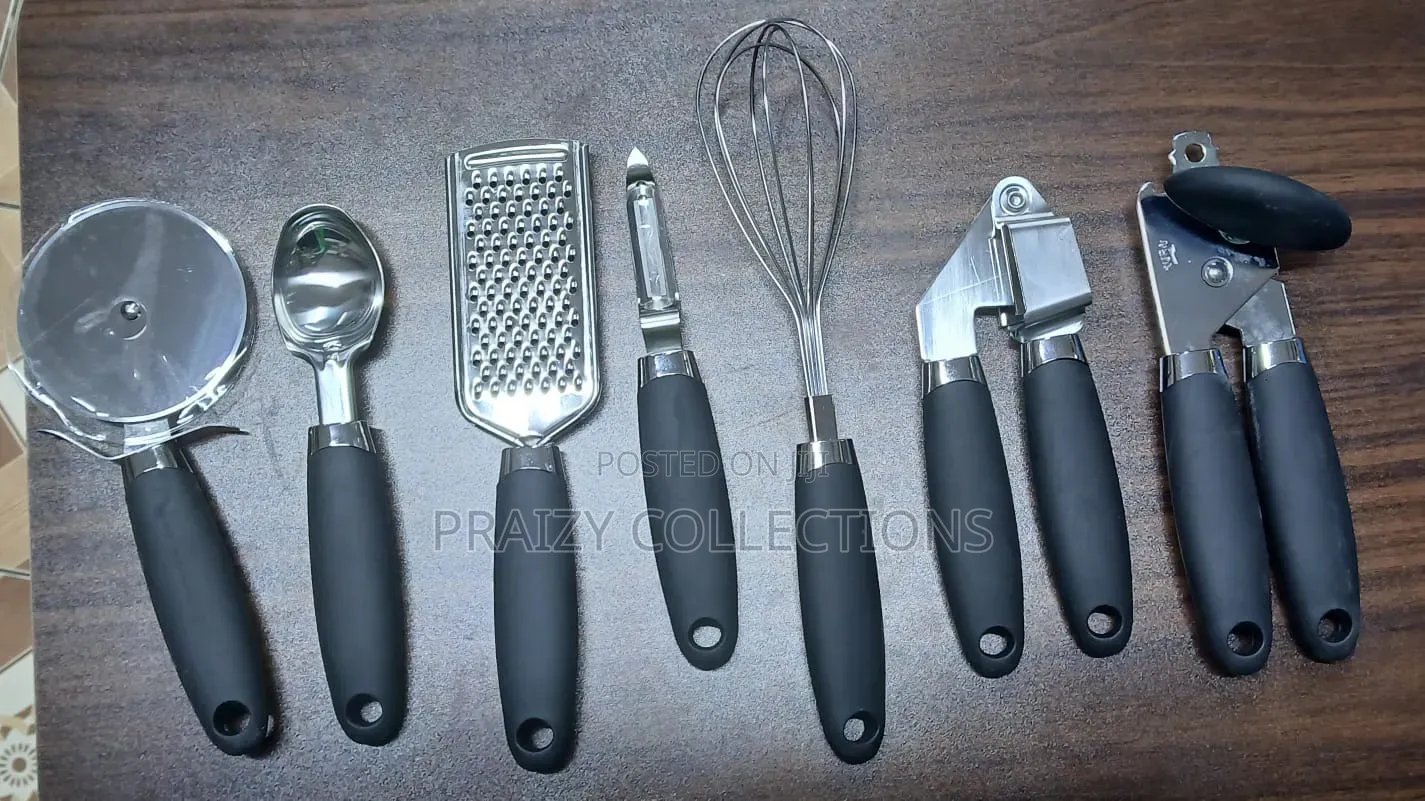 7 in 1 Kitchen Gadgets Set (Grater, Whisk, Cutter, Scooper, Peeler Etc