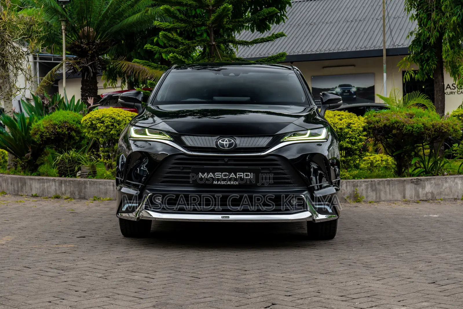 Toyota Harrier 2.0 4WD 2020 Black