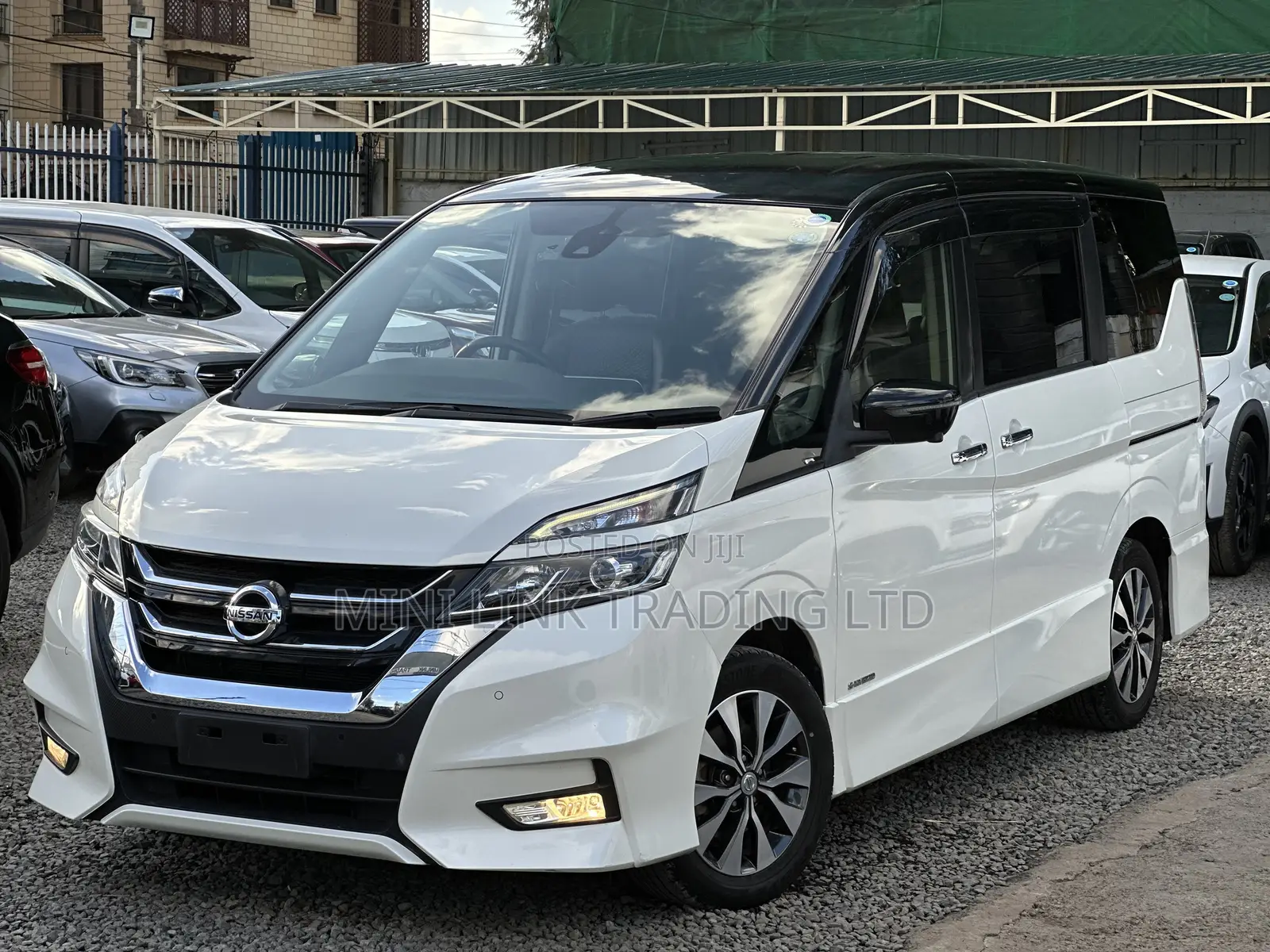 Nissan Serena 2019 White