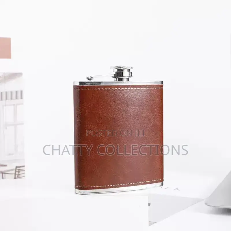 Brown Portable Hip Flask Whisky Flask Set