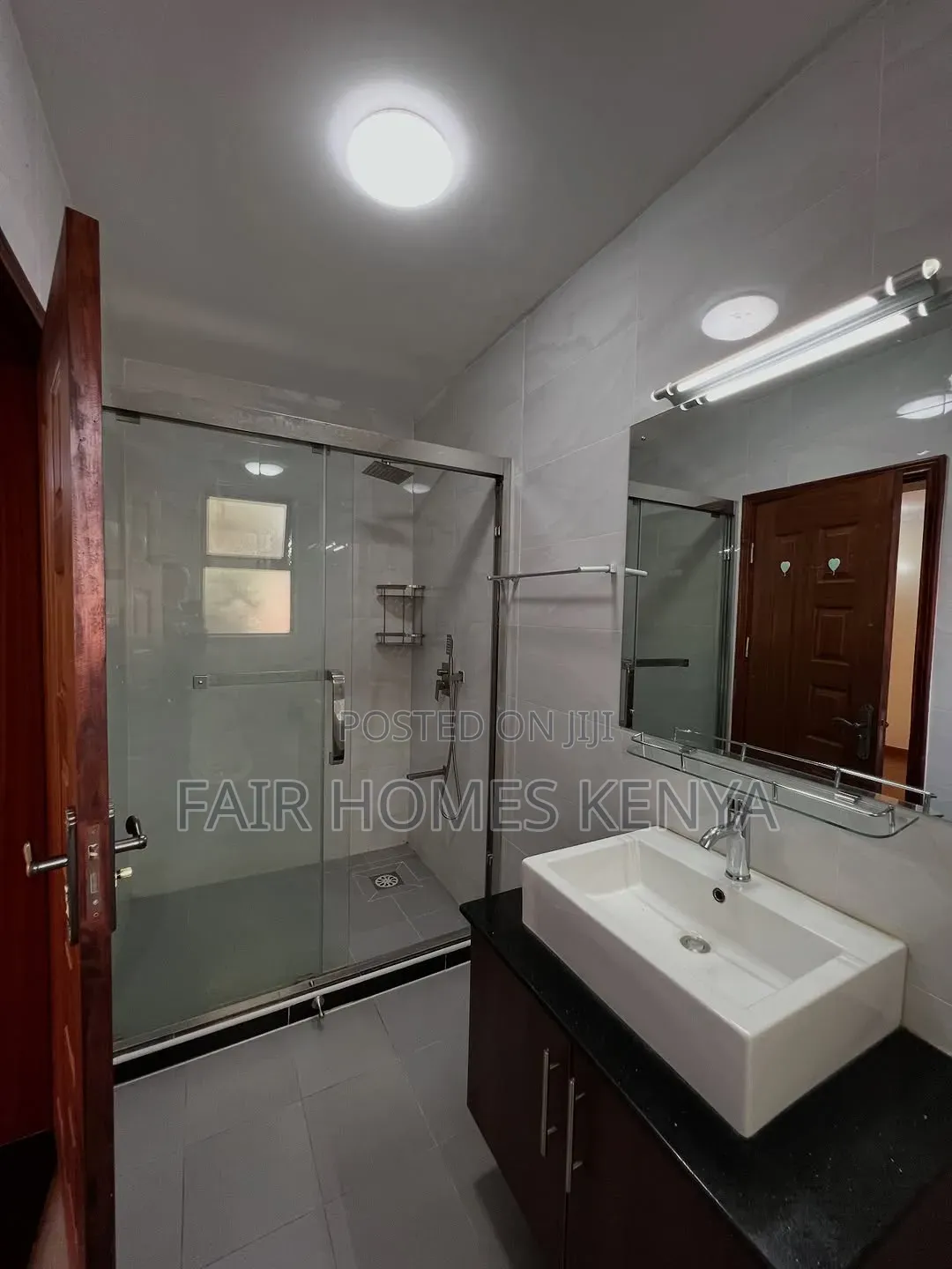 5bdrm Townhouse / Terrace in Chalbi Drive, Muthangari for rent