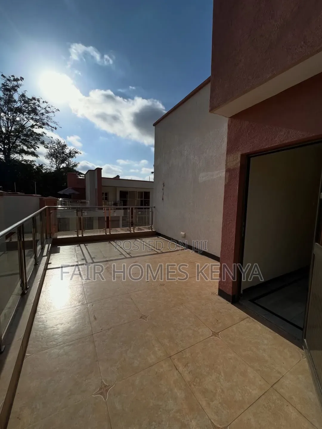 5bdrm Townhouse / Terrace in Chalbi Drive, Muthangari for rent