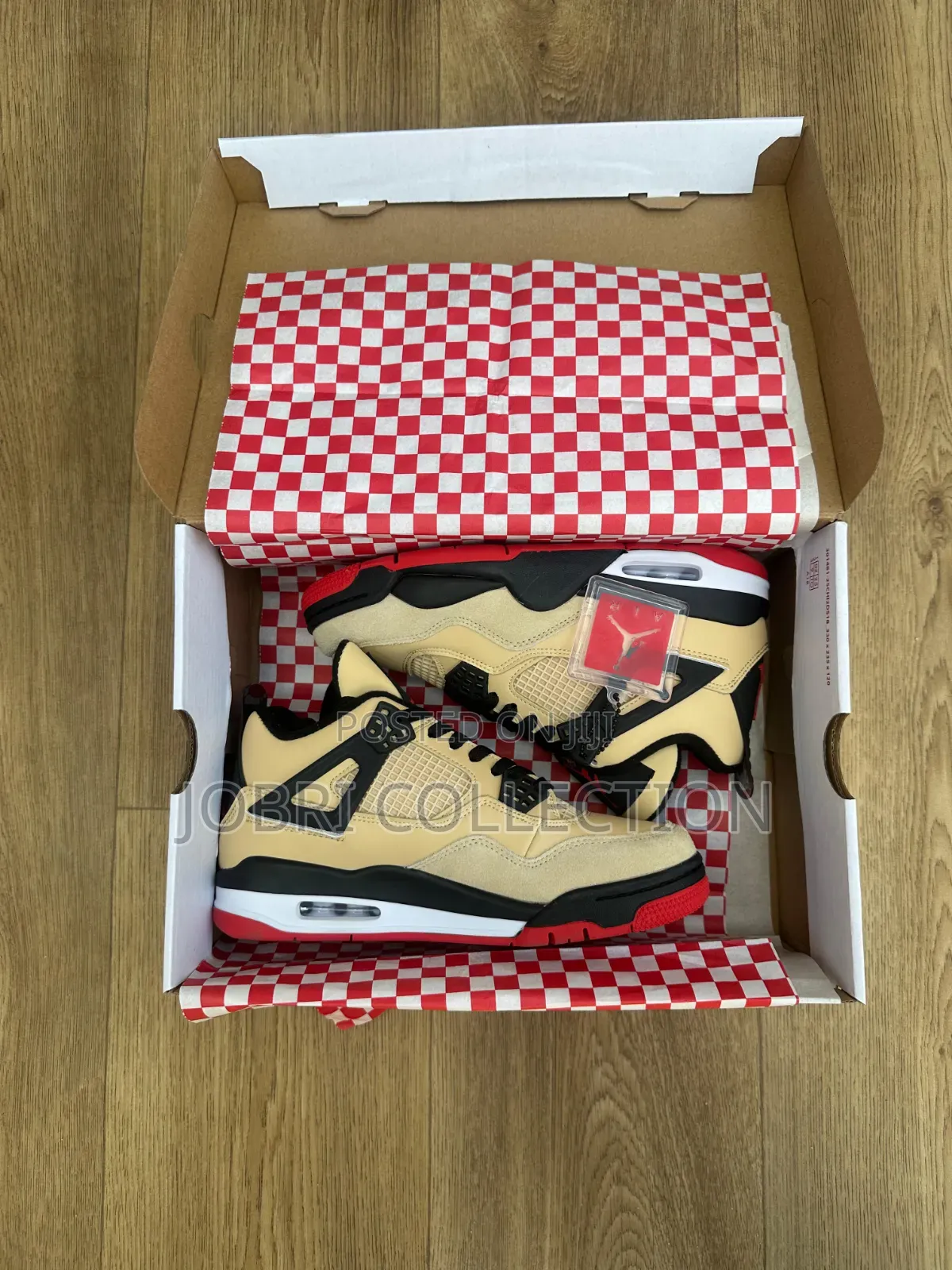 Jordan 4 Retro
Pizza (Gs)
Sneakers