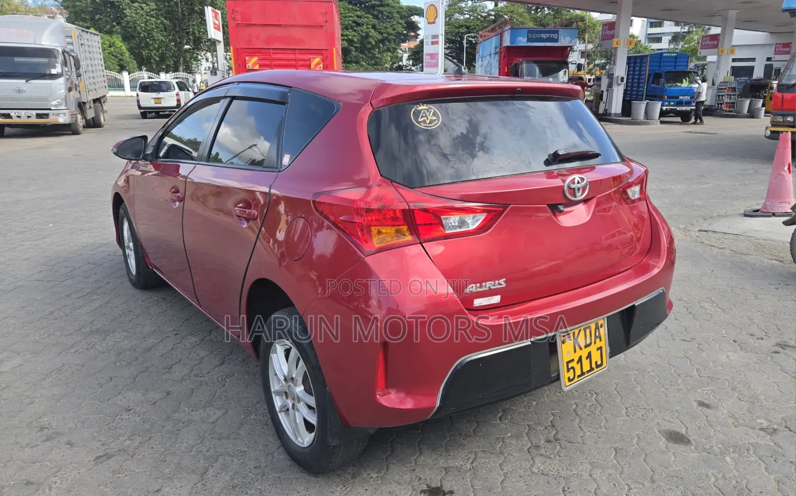 Toyota Auris 2014 Red
