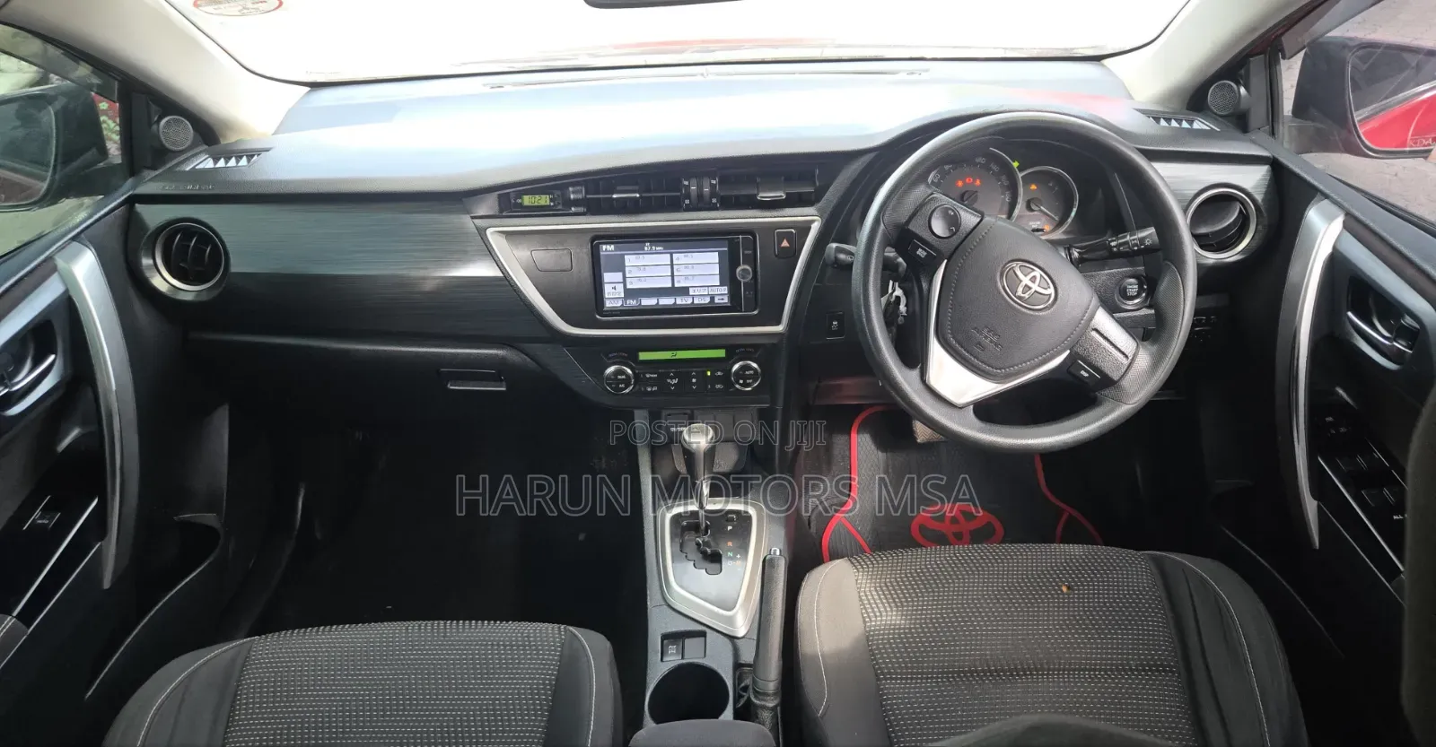 Toyota Auris 2014 Red