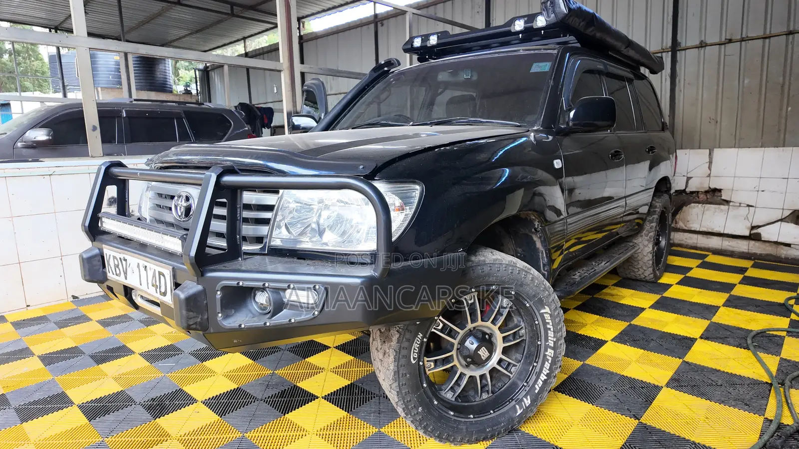 Toyota Land Cruiser 100 4.2 2006 Black
